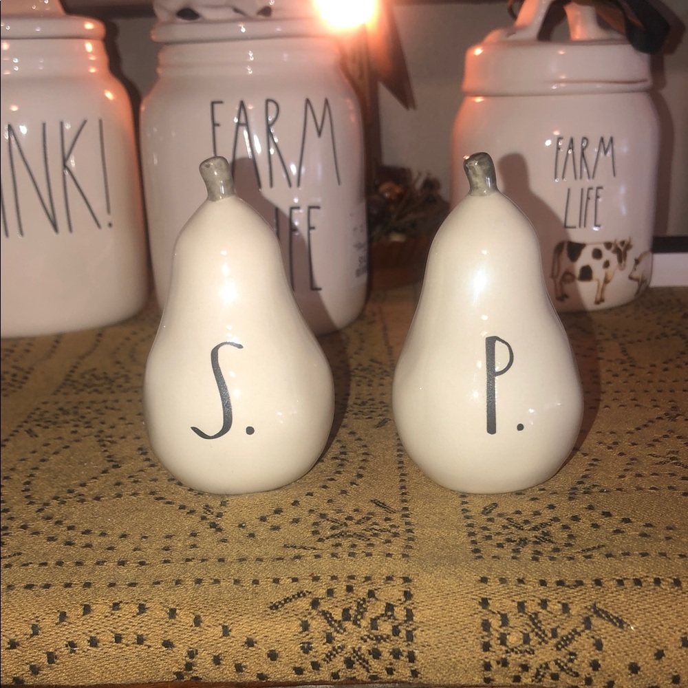 Rae Dunn Pear Shaped Salt and Pepper Shakers - Picture 1 of 8
